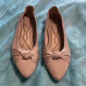Elegant beige Women's Flats